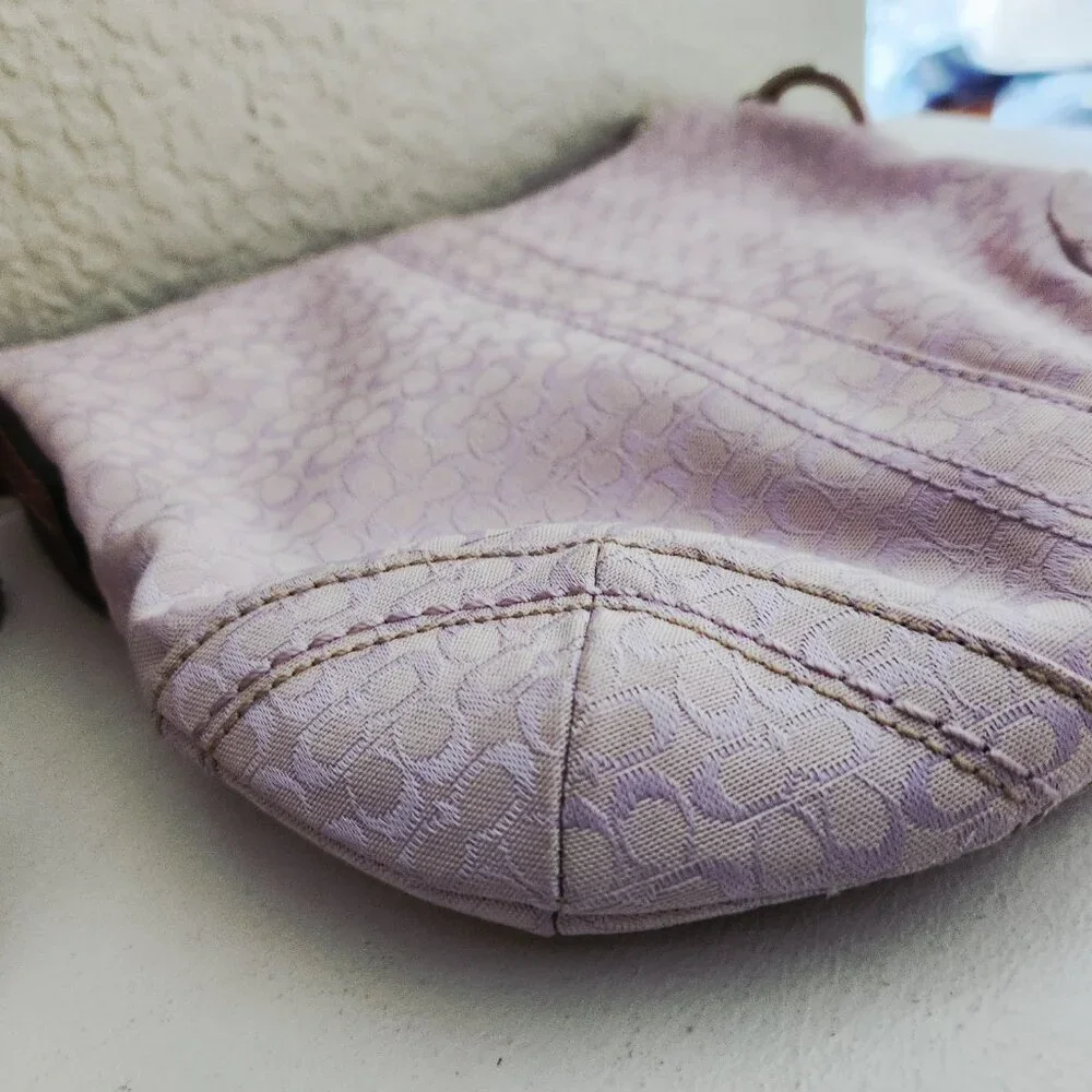 Like New Coach Soho Lavendar Signature C's Crossbody Bag